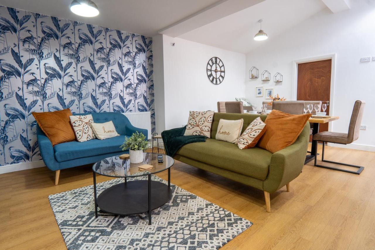 Heartland House, 7 Spacious Bedrooms Sleeps 4 Plus, Near Nec, Jlr,Bhx バーミンガム エクステリア 写真
