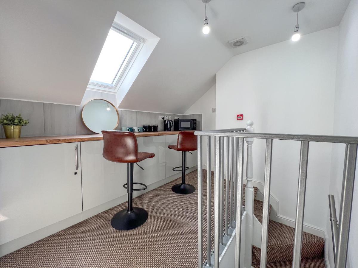 Heartland House, 7 Spacious Bedrooms Sleeps 4 Plus, Near Nec, Jlr,Bhx バーミンガム エクステリア 写真