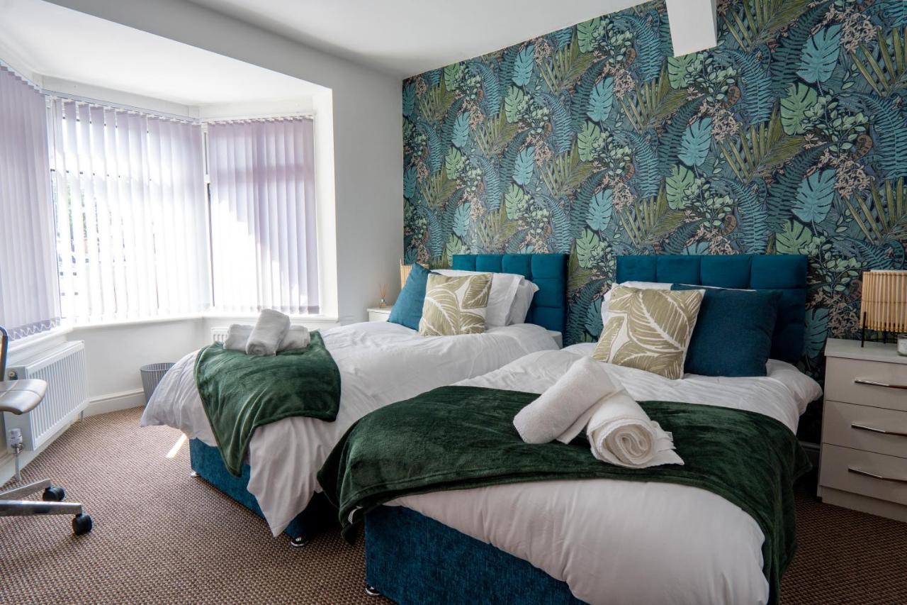 Heartland House, 7 Spacious Bedrooms Sleeps 4 Plus, Near Nec, Jlr,Bhx バーミンガム エクステリア 写真